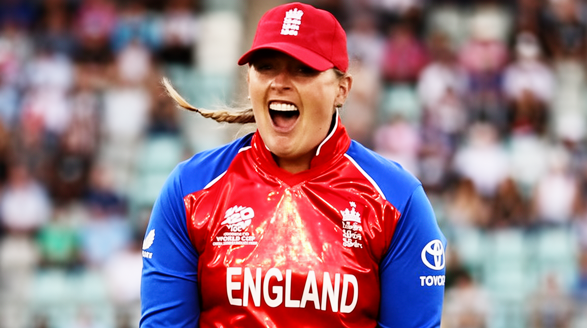 悟空体育 - 女子T20世界杯：英格兰如何靠努力与闪亮外套提升防守 - 悟空体育